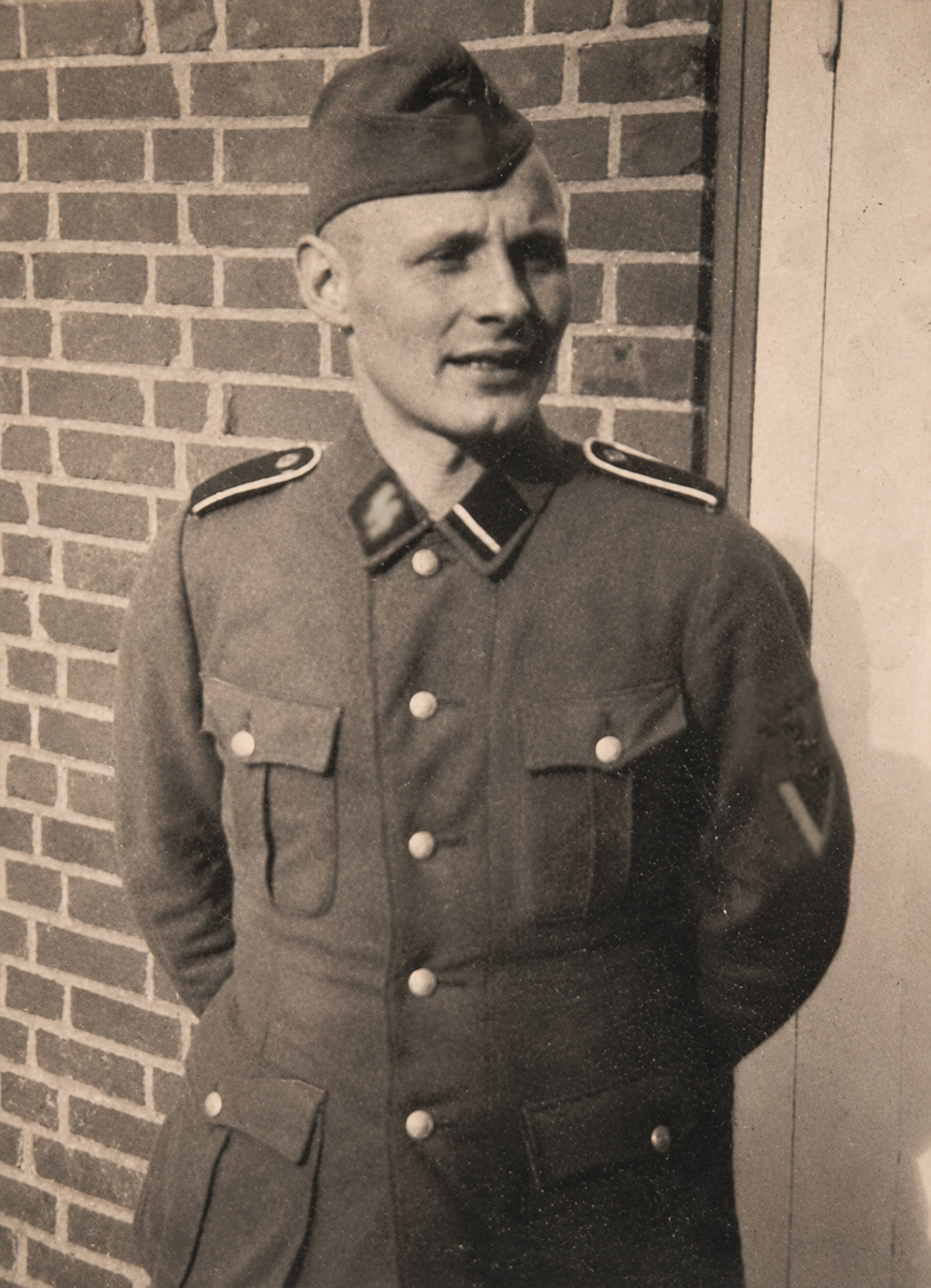 Sverri Djurhuus